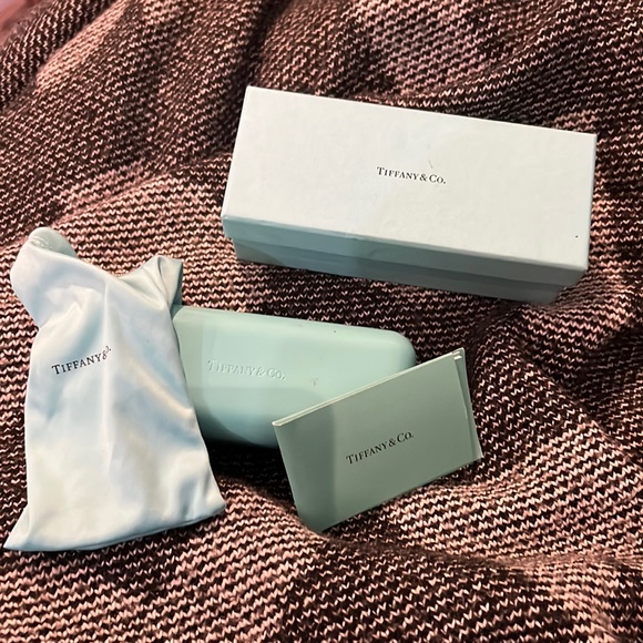 Authentic Tiffany & Co Sunglasses/glasses  case and box - Picture 1 of 10